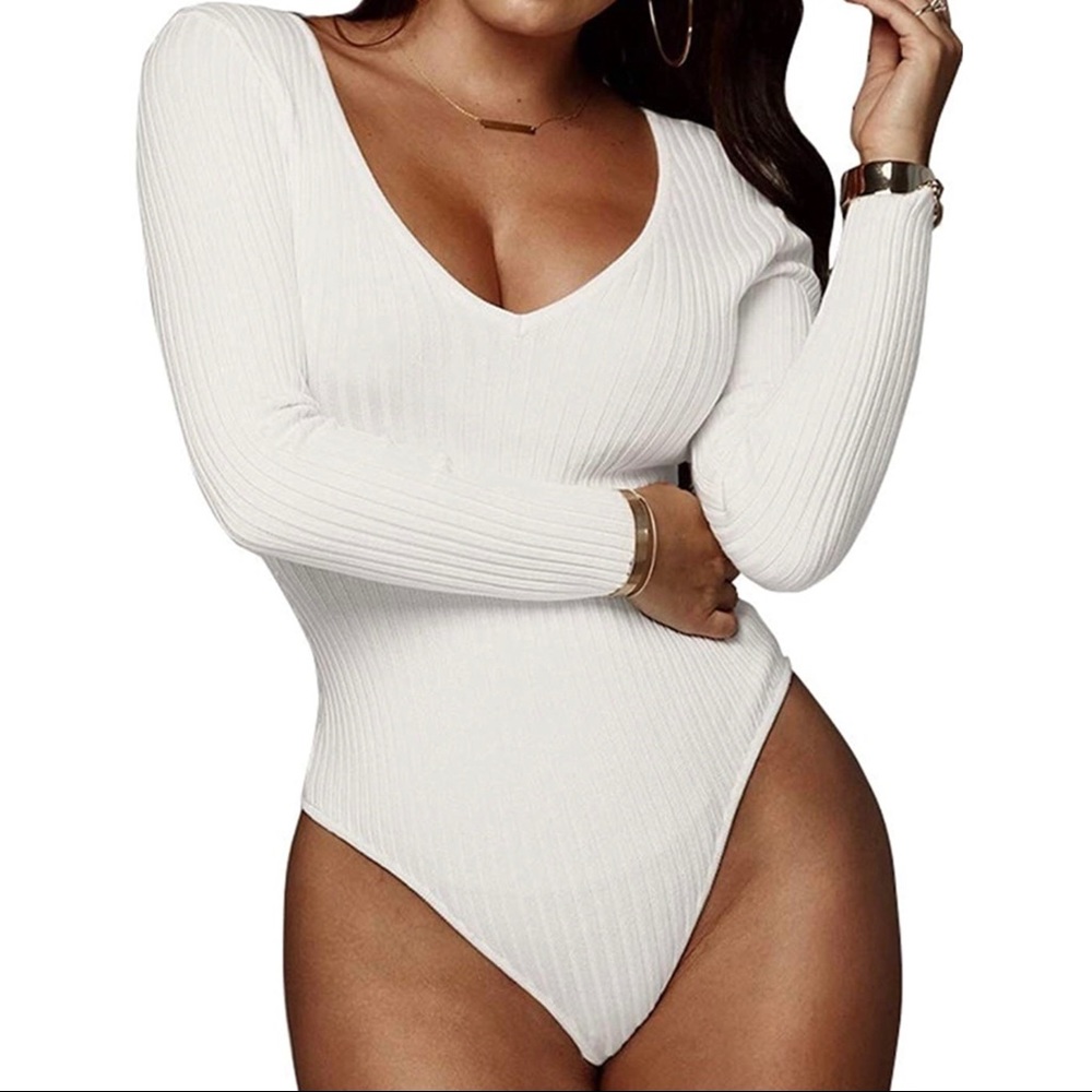 Deep V Neck Long Sleeve Bodysuit